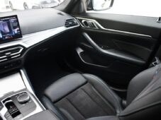 BMW Řada 4 420d M-SPORT xDrive 1M ČR - 24