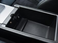 BMW Řada 4 420d M-SPORT xDrive 1M ČR - 40