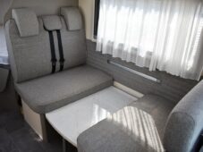 Ahorn Ostatní CAMP T 660 PLUS 2.3dCi 6.MÍST - 36
