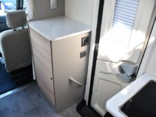 Ahorn Ostatní CAMP T 660 PLUS 2.3dCi 6.MÍST - 38