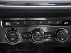 Volkswagen Tiguan 1.5TSi R-LINE DSG VIRTUAL ČR - 32