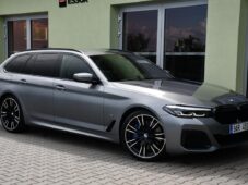 BMW Řada 5 530d xD M-SPORT TAŽNÉ ČR - 2