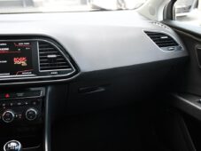Seat Leon FR 2.0TDi NAVI CARPLAY PANO - 7