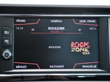 Seat Leon FR 2.0TDi NAVI CARPLAY PANO - 26