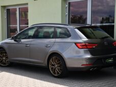 Seat Leon FR 2.0TDi NAVI CARPLAY PANO - 2