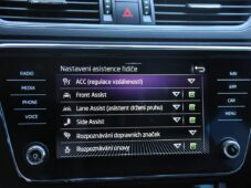 Škoda Superb 2.0TDi SPORTLINE DSG ACC - 31
