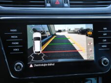 Škoda Superb 2.0TDi SPORTLINE DSG ACC - 33