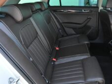 Škoda Superb 2,0TDi L&K. PANOR WEB K360 TAŽ - 13