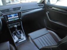 Škoda Superb 2,0TDi L&K. PANOR WEB K360 TAŽ - 25