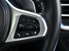 BMW Řada 3 320d xDrive M-SPORT PANO ČR 1M - 26