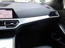 BMW Řada 3 320d xDrive M-SPORT TAŽNÉ ČR - 7