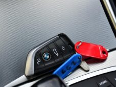 BMW Řada 3 320d xDrive M-SPORT TAŽNÉ ČR - 38