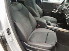 Mercedes-Benz EQB 350 4MATIC Rezervace - 12
