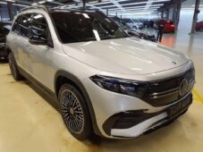 Mercedes-Benz EQB 350 4MATIC Rezervace - 1