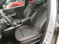Mercedes-Benz EQB 350 4MATIC Rezervace - 5