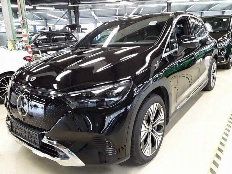 Mercedes-Benz EQE 350+ Rezervace - 1