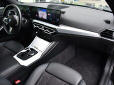 BMW Řada 3 320d xDrive M-SPORT ČR 1.M - 12