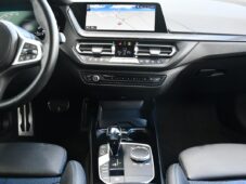 BMW Řada 1 116d ČR TAŽNÉ HUD M-SPORT - 22