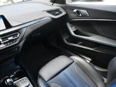 BMW Řada 1 116d ČR TAŽNÉ HUD M-SPORT - 23