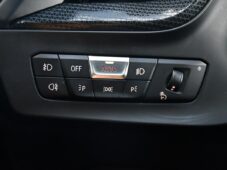 BMW Řada 1 116d ČR TAŽNÉ HUD M-SPORT - 25