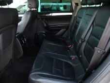 Volkswagen Touareg 3.0TDi V6 DSG 4M NAVI TAŽNÉ - 18