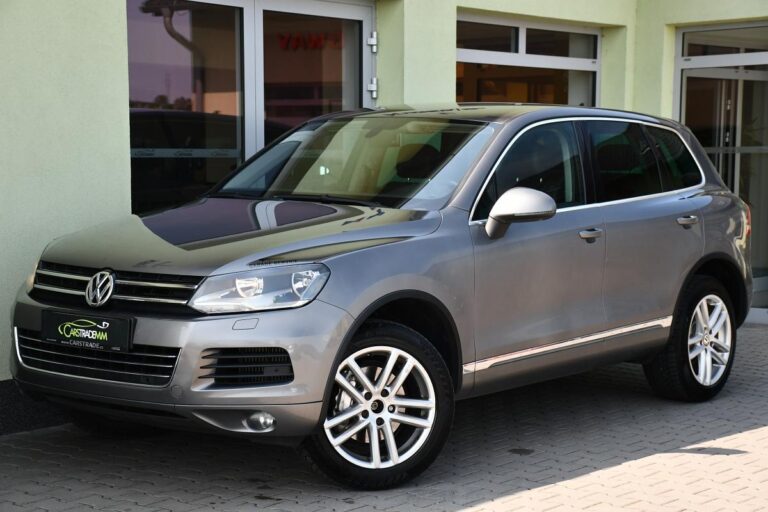 Volkswagen Touareg 3.0TDi V6 DSG 4M NAVI TAŽNÉ - 1