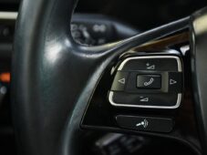 Volkswagen Touareg 3.0TDi V6 DSG 4M NAVI TAŽNÉ - 22