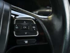 Volkswagen Touareg 3.0TDi V6 DSG 4M NAVI TAŽNÉ - 23