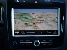 Volkswagen Touareg 3.0TDi V6 DSG 4M NAVI TAŽNÉ - 24