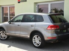 Volkswagen Touareg 3.0TDi V6 DSG 4M NAVI TAŽNÉ - 2