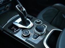 Alfa Romeo Stelvio VELOCE Ti Q4 2.0CARBON CARPLAY - 34