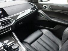 BMW X6 M50d xD M-SPORT HUD ČR 1M - 24