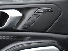 BMW X6 M50d xD M-SPORT HUD ČR 1M - 26