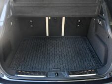 Jaguar F-Pace D200 AWD R-DYNAMIC ZÁRUKA PANO - 36