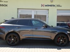 Jaguar F-Pace D200 AWD R-DYNAMIC ZÁRUKA PANO - 11