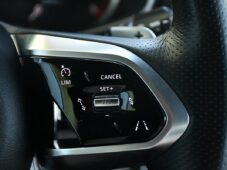 Jaguar F-Pace D200 AWD R-DYNAMIC ZÁRUKA PANO - 23