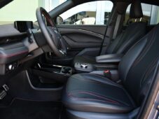 Ford Mustang Mach-E Extended Range - 12