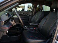Ford Mustang Mach-E Extended Range - 13