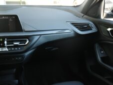 BMW Řada 1 116d 2XPNEU ČR 1M TAŽNÉ - 8