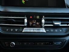 BMW Řada 1 116d 2XPNEU ČR 1M TAŽNÉ - 26
