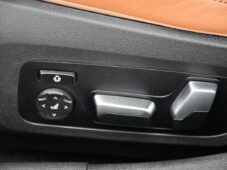 BMW Řada 3 330d XD LASER M-SPORT NTOP HUD - 39