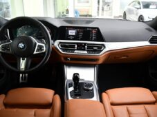 BMW Řada 3 330d XD LASER M-SPORT NTOP HUD - 4