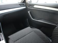 Škoda Superb 2,0TDi TAŽNÉ PRAV. SERVIS ČR - 25