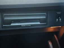 Škoda Superb 2,0TDi TAŽNÉ PRAV. SERVIS ČR - 37