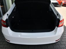 Škoda Superb 2,0TDi TAŽNÉ PRAV. SERVIS ČR - 47