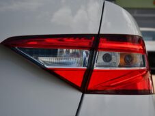 Škoda Superb 2,0TDi TAŽNÉ PRAV. SERVIS ČR - 56