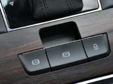 Škoda Superb 2.0TDi 147kW SCOUT DCC ACC ČR - 26
