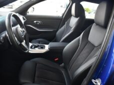 BMW Řada 3 320D xDrive M-SPORT REZERVACE - 10