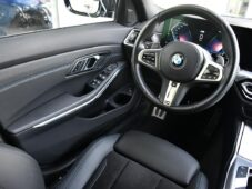 BMW Řada 3 320D xDrive M-SPORT REZERVACE - 22