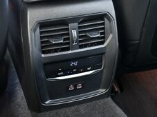 BMW Řada 3 320D xDrive M-SPORT REZERVACE - 25